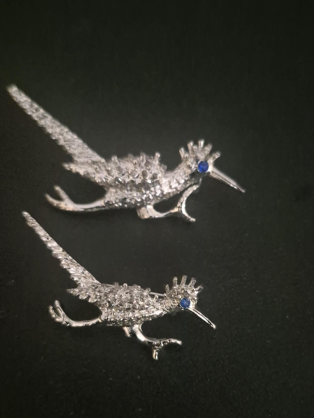 Source Unknown Silver-Tone Bird Brooches with Blue Eyes